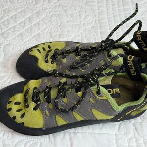 La Sportiva Tarantulace Rock Climbing Shoes Green Grey Lace Up EUR 38 US 6
